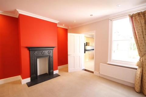 3 bedroom terraced house for sale, EAST STREET, GREAT BOOKHAM, KT23
