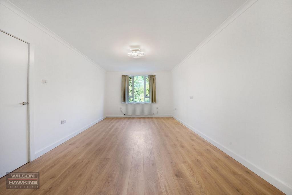 29 Moat Lodge, London Road - u JFGu0 YIkse R3 Wsx5 Wd B.