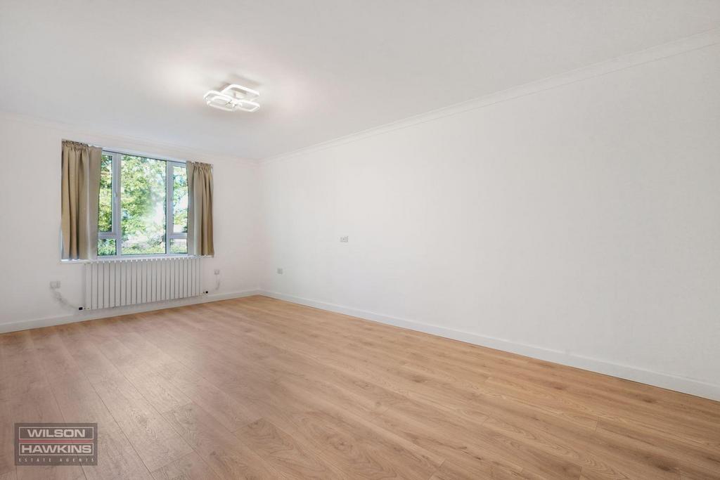 29 Moat Lodge, London Road - ehuk4 Qf51 Zk Uhrw Pe Rn P.