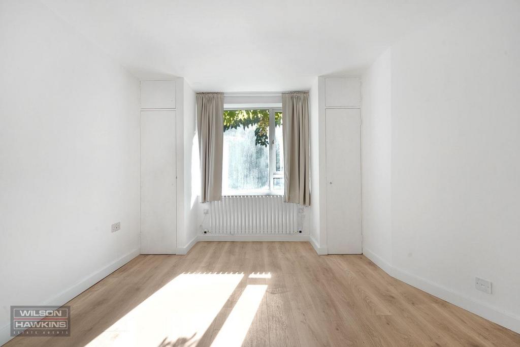 29 Moat Lodge, London Road - irg8ro EAPA0 Y5tou Eh ME.