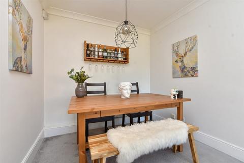 2 bedroom ground floor flat for sale, Hurst View Grange, South Croydon CR2