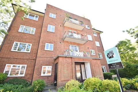 2 bedroom flat to rent, Uxbridge Road, Kingston Upon Thames