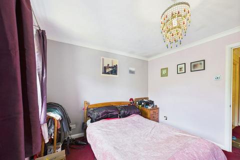 25 The Willows, Mill End, Rickmansworth, WD3 8YY