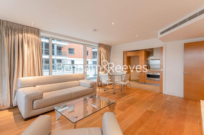 Fountain House, The Boulevard SW6 2 bed apartment - £3,100 pcm (£715 pw)