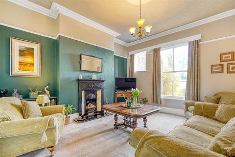 5 bedroom townhouse for sale, Harewood Terrace, Darlington