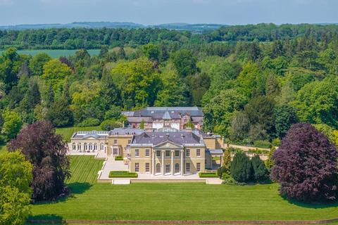 Farm for sale, Overton, Hampshire, RG25