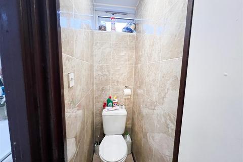 3 bedroom maisonette for sale, Mursell Estate, London