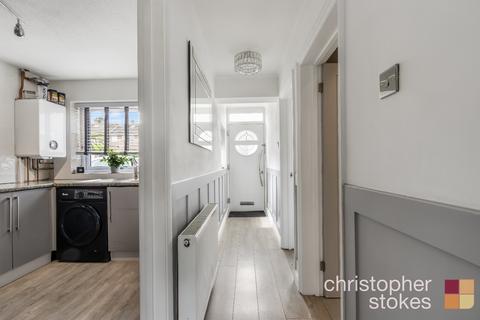 62 Claremont, Cheshunt, Waltham Cross, EN7 5QR