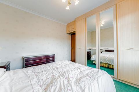 52 Braidholm Road, Giffnock, Glasgow, G46 6HS