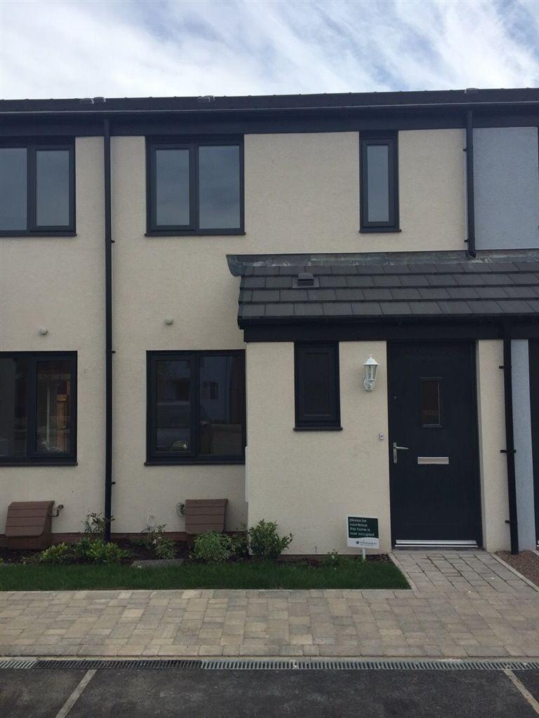 Portland Drive, Barry, Vale of CF62 5AU 2 bed terraced house