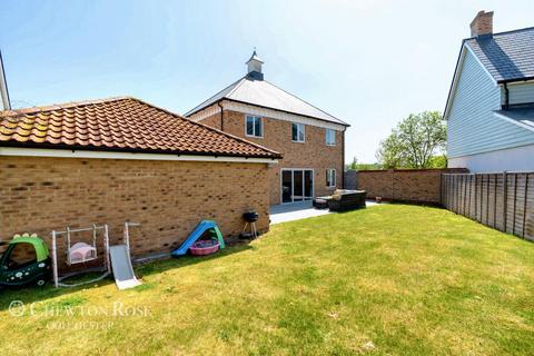 5 bedroom detached house for sale, Waterfront Promenade, Rowhedge