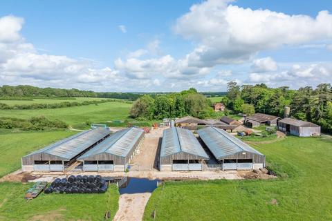 3 bedroom farm house for sale, Turrill Hill, Overton, Basingstoke, Hampshire, RG25.