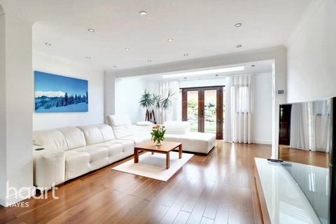 undefined, Cosgrove Close, Hayes