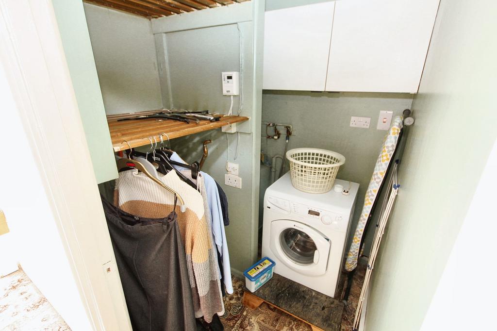 Washroom / Utility