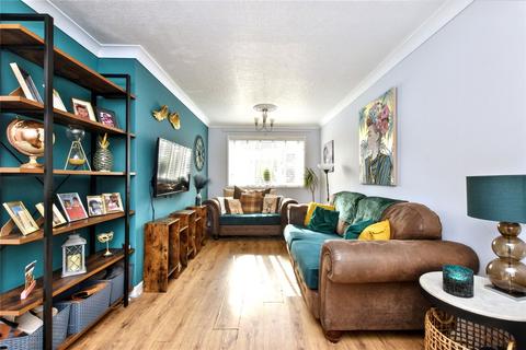 36 Acres Hall Crescent, Pudsey, LS28 9DZ