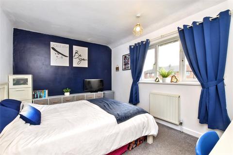 36 Acres Hall Crescent, Pudsey, LS28 9DZ