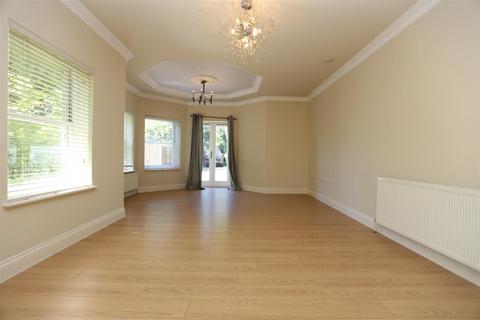2 bedroom flat to rent, Aylwin House, Dyke Road Avenue, Brighton
