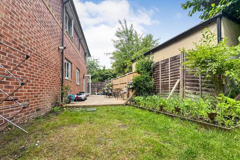 9 Battle Place, Reading, RG30 1AJ