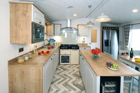 2 bedroom lodge for sale, Dog lane Tarporley