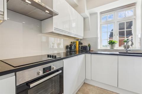 1 bedroom apartment for sale, Cranmer Court, Chelsea, SW3