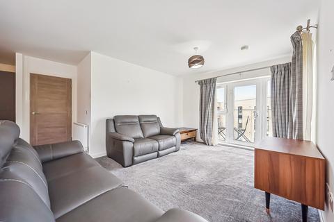 3 bedroom flat to rent, Dorchester Avenue, Flat 5/3, Kelvindale, Glasgow, G12 0DD