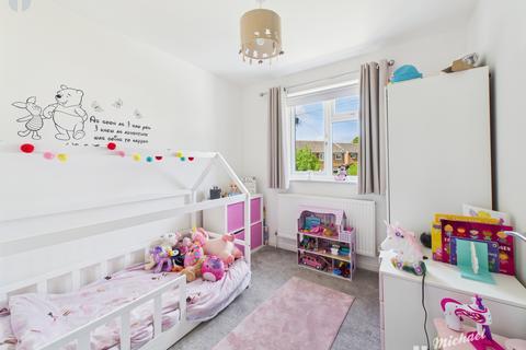 13 Hambledon Close, Aylesbury, HP21 9TY