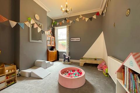 4 bedroom semi-detached house for sale, Bath Street, Southport PR9