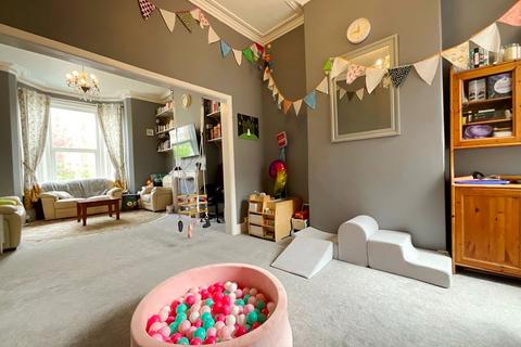 4 bedroom semi-detached house for sale, Bath Street, Southport PR9