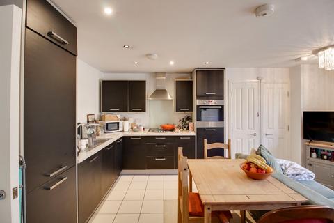 1 bedroom ground floor flat for sale, Kings Lane, St. Neots PE19