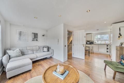 1, Charville Court Trafalgar Grove, London, SE10 9AU