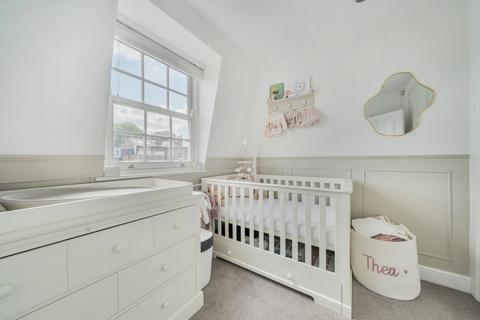 1, Charville Court Trafalgar Grove, London, SE10 9AU