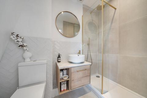 1, Charville Court Trafalgar Grove, London, SE10 9AU