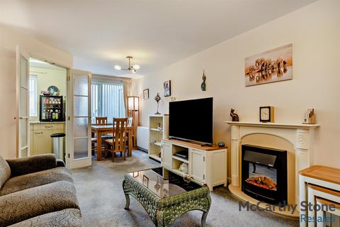 1 bedroom apartment for sale, Marina Court, Mount Wise, Newquay