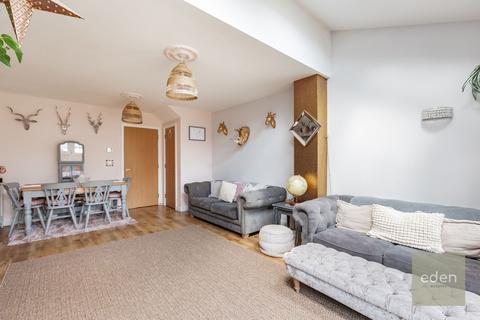 13 Hambrook Road, Snodland, ME6 5SQ