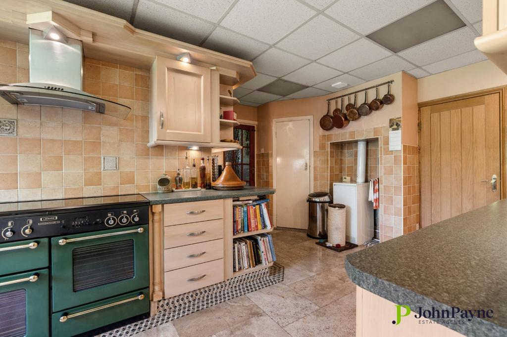 Fitted Kitchen
