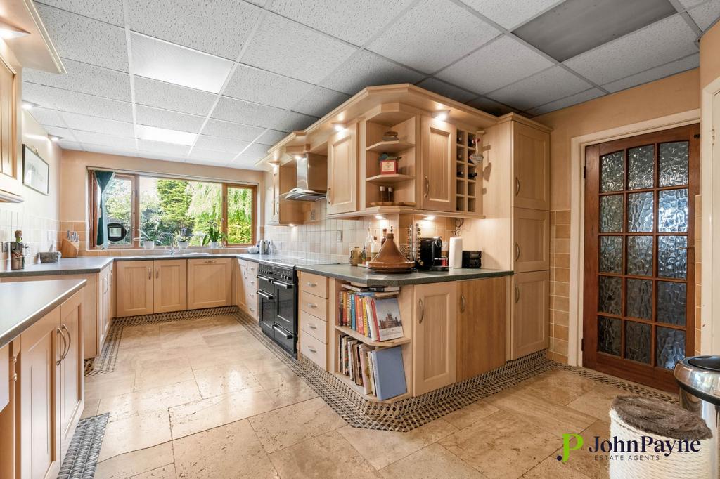 Fitted Kitchen