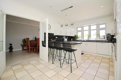 3 bedroom semi-detached bungalow for sale, Tentercroft Avenue, Syston, LE7