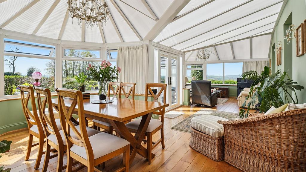 Full width conservatory