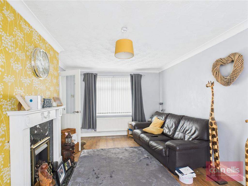 CAM05075 G0-PR0102-STILL017.jpg