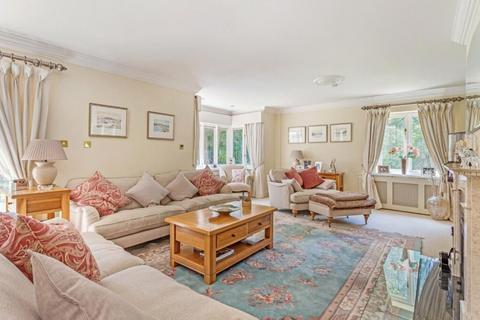 5 bedroom detached house for sale, Manor Close, Penn, Buckinghamshire, HP10