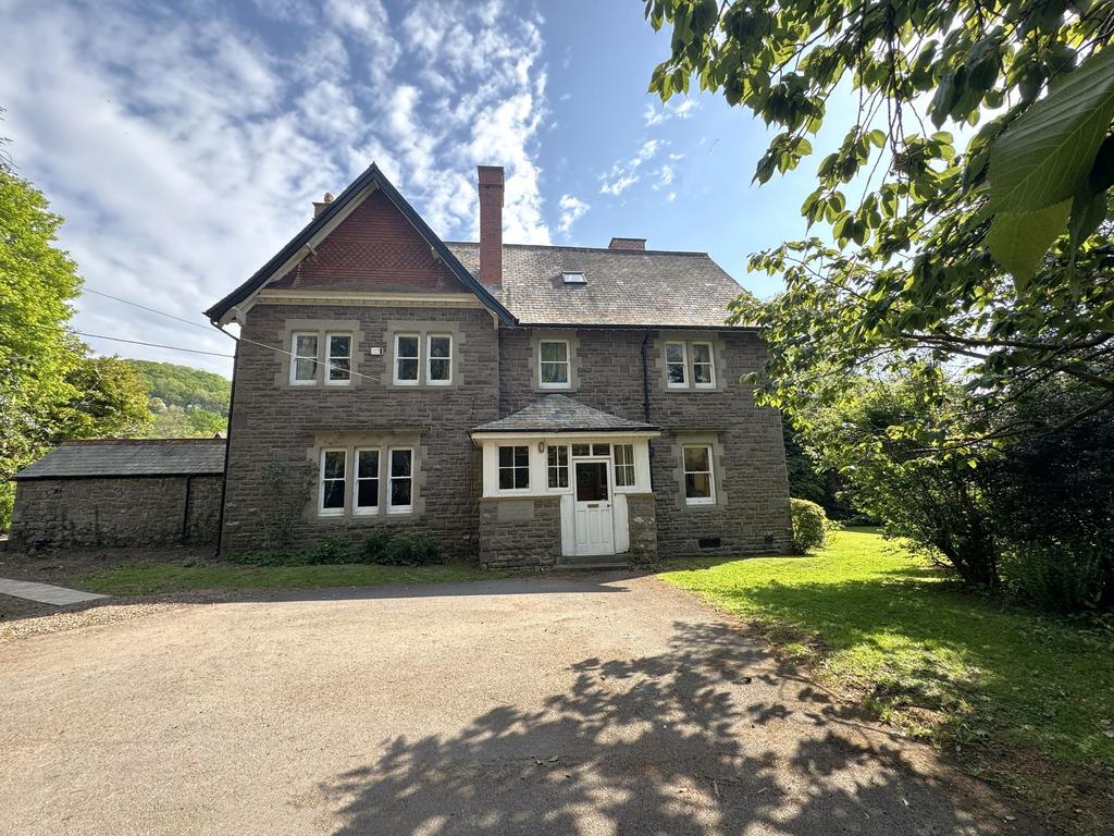 01873 564424