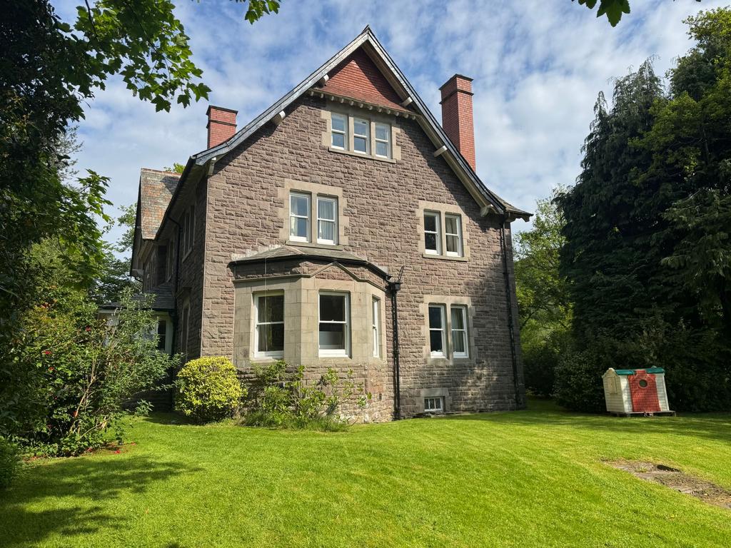 Side Elevation