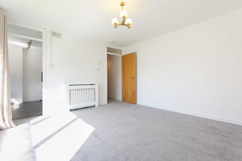 undefined, Belvedere Park, Edinburgh, EH6