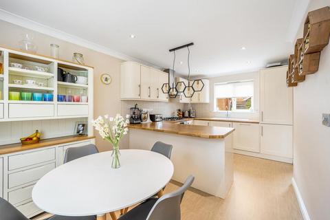 4 bedroom detached house for sale, Jubilee Way, Crowland