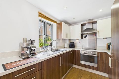 2 bedroom flat for sale, Coopers Yard, Hitchin, SG5