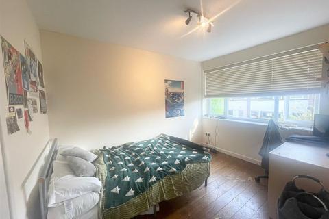 4 bedroom terraced house to rent, *£120pppw excl bills* Yeomans Court, The Park, Nottingham