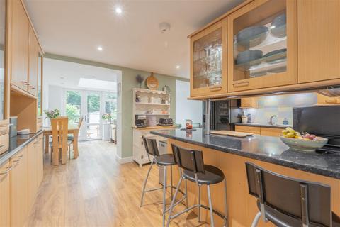 4 bedroom townhouse for sale, Ferndale Close, Hagley