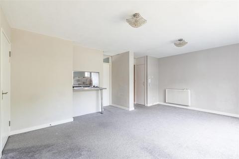undefined, Brantwood Gardens, West Byfleet KT14