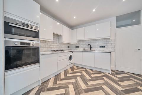 3 bedroom maisonette for sale, Wydeville Manor Road, London