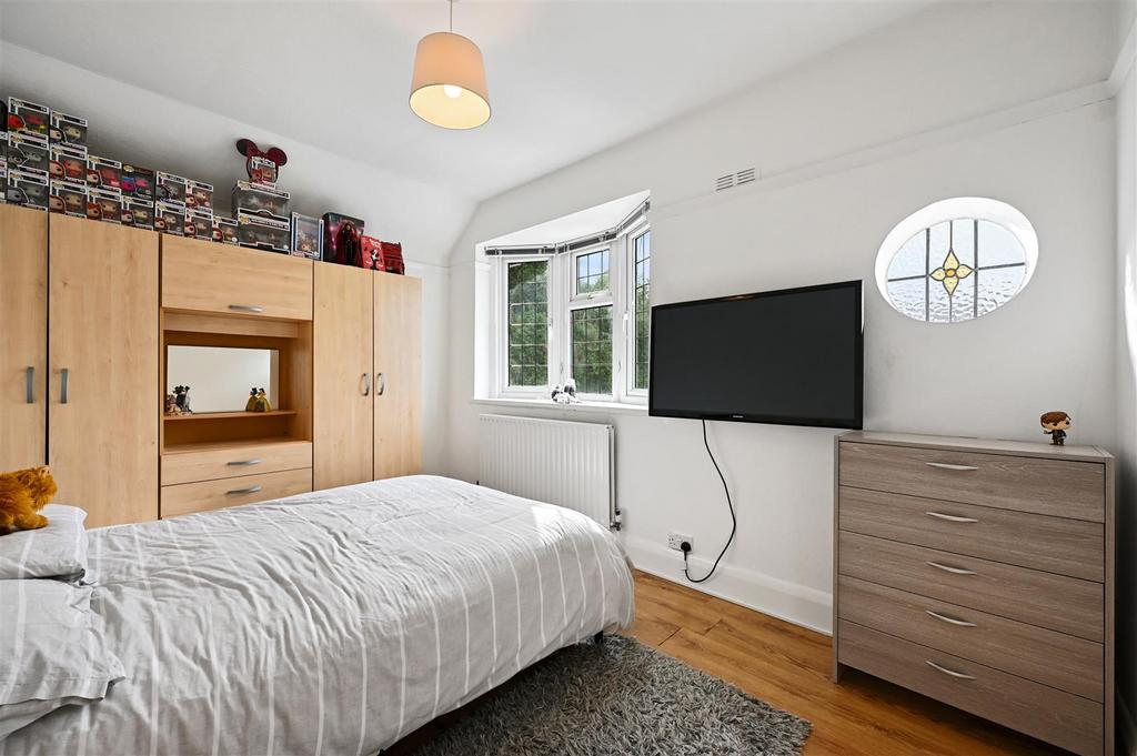 WH - 41 Rossdale - Bedroom B3 (1).JPG